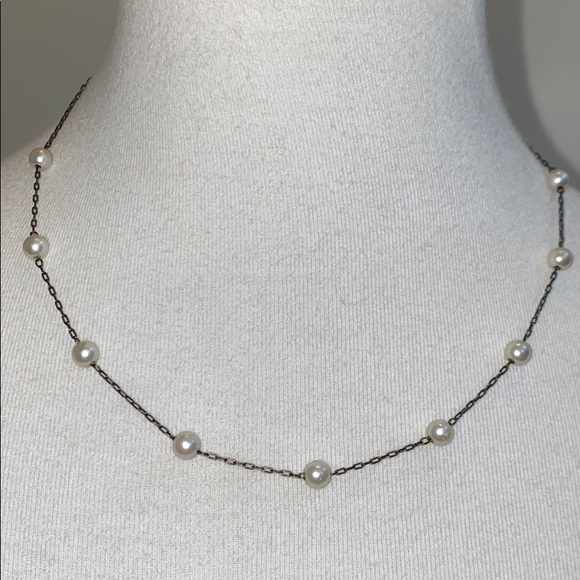 Napier 9 Faux Pearls Tin Cup Style Necklace Dark Silver Tone Metal Chain - Picture 3 of 7